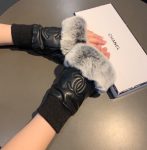 Chanel Gloves In Black