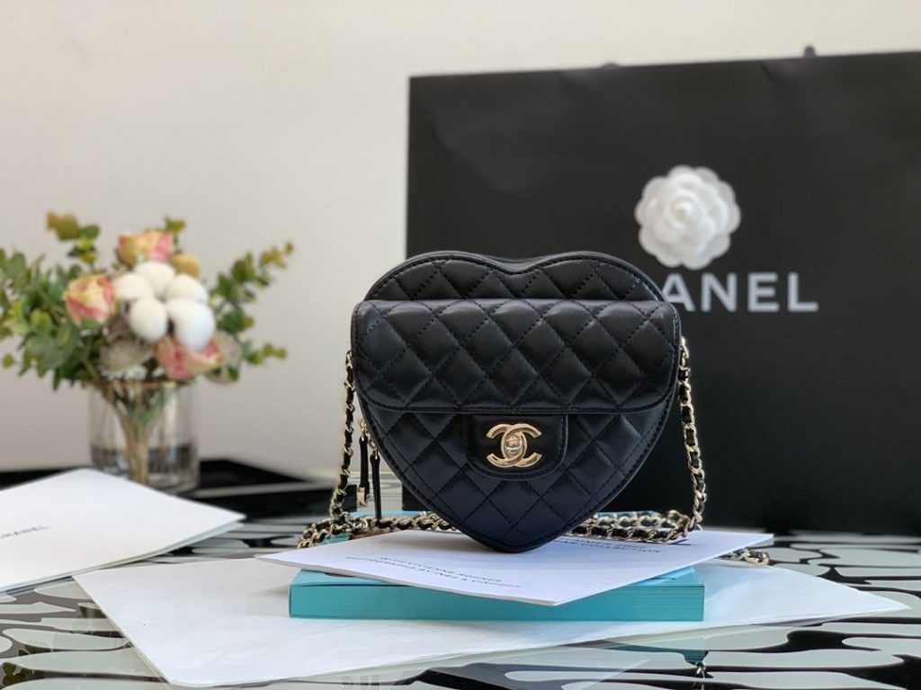 Chanel Mini Heart Bag Black For Women 7in/18cm AS3191 B07958 94305