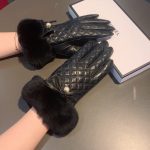 Chanel Gloves In Black