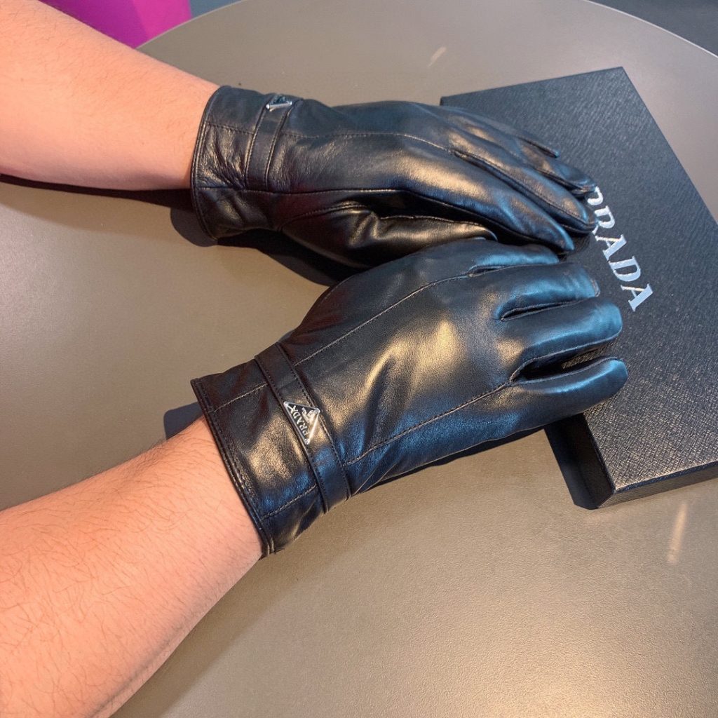 Prada Nappa Gloves In Black