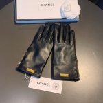 Chanel Gloves In Black