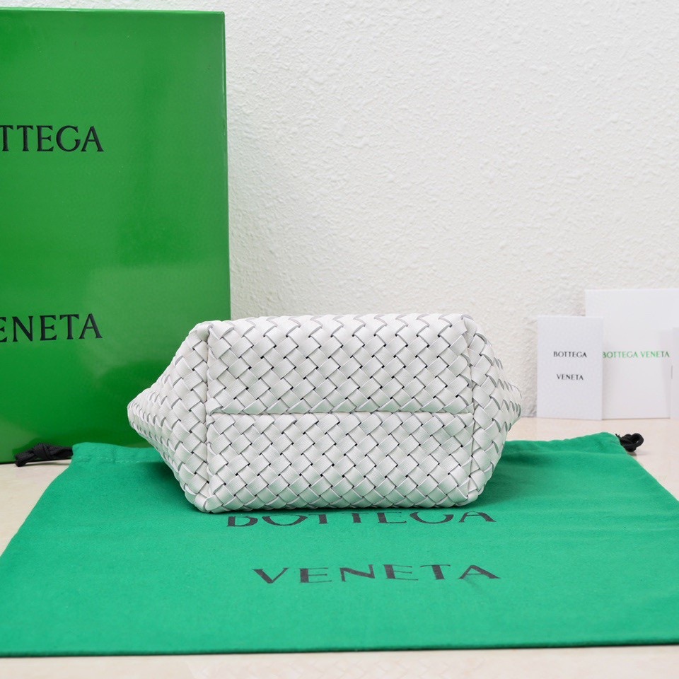 Bottega Veneta Mini Cabat White, For Women, Women’s Bags 7.9in/20cm 709464V1OW19009