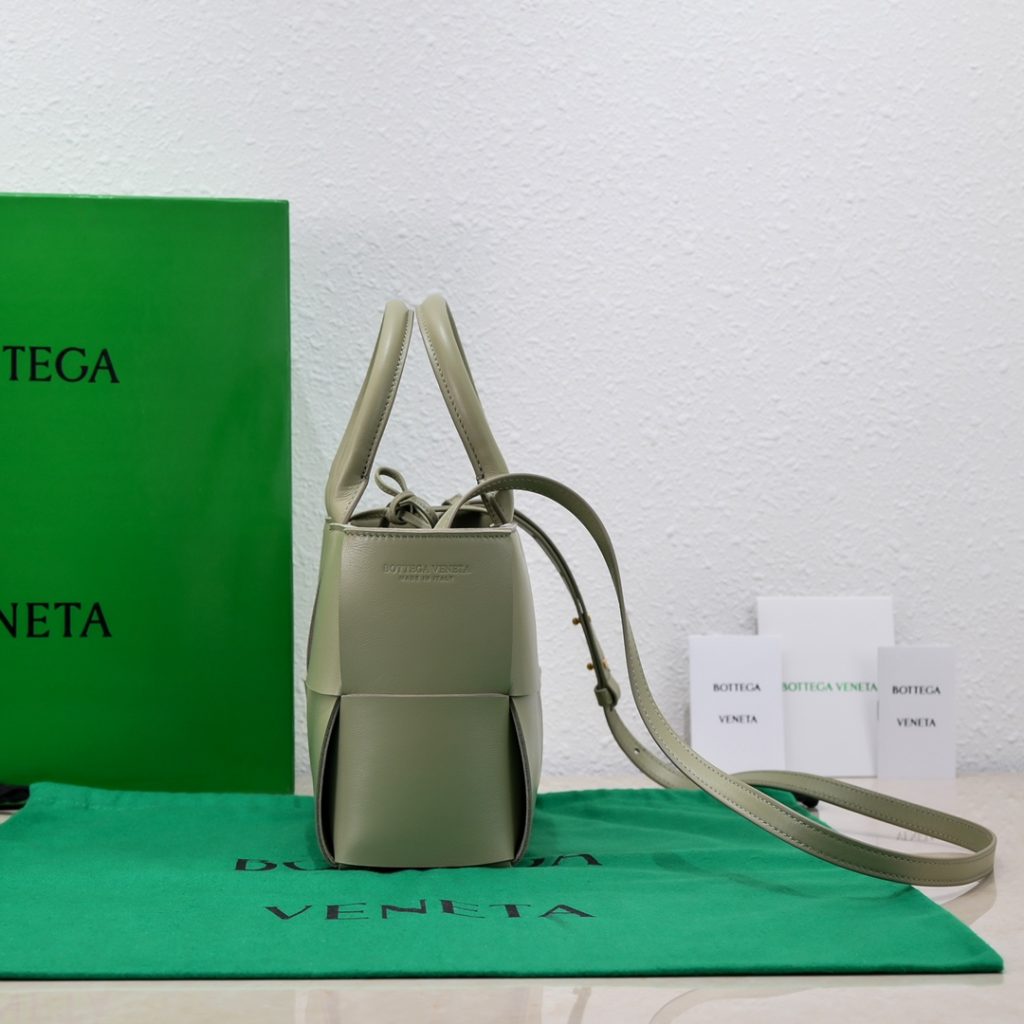 Bottega Veneta Mini Arco Tote Bag Green, For Women, Women’s Bags 9.8in/25cm