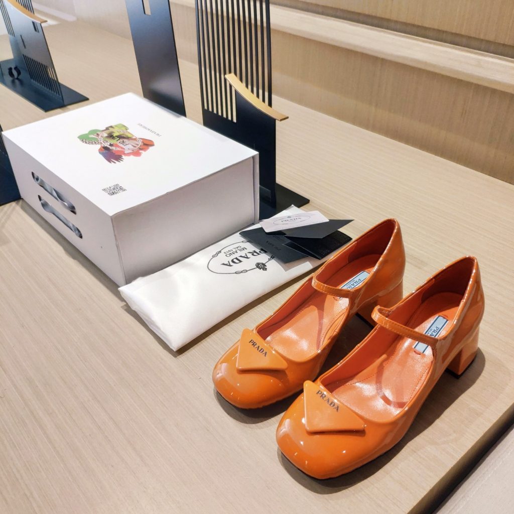 Prada Patent Pumps Orange For Women 1.8in/45mm PRD