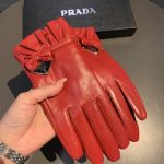 Prada Nappa Gloves In Red