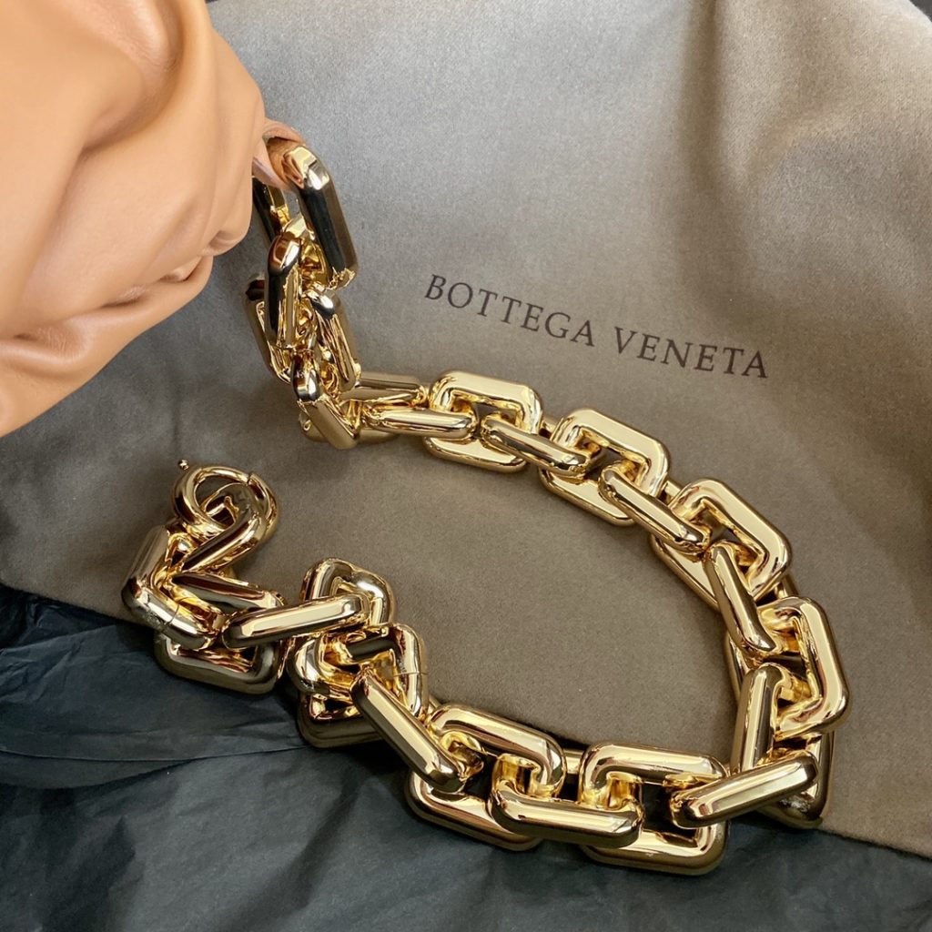 Bottega Veneta Chain Pouch Light Orange, For Women, Women’s Bags 12.2in/31cm