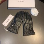 Chanel Gloves In Black