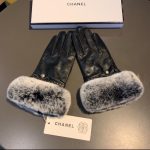 Chanel Gloves In Black