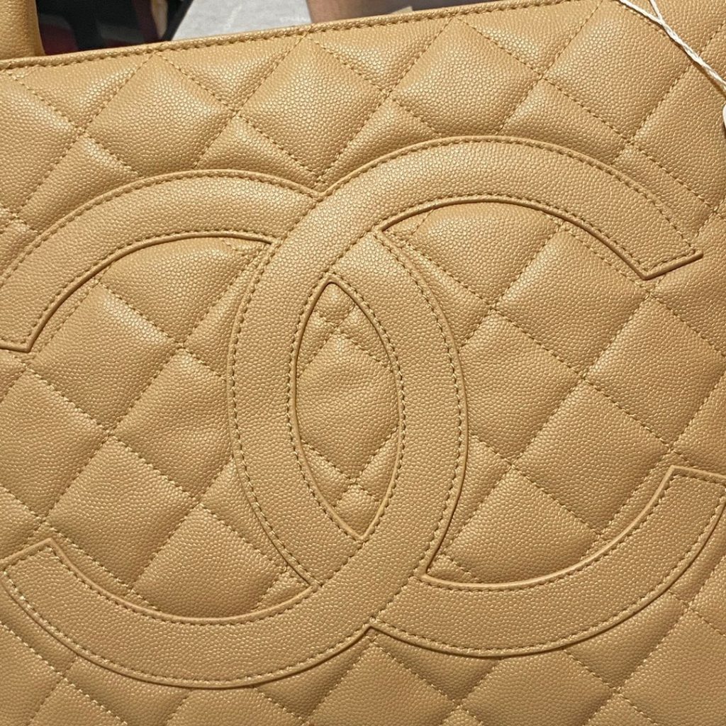 Chanel Medallion Tote Gold Hardware Caviar Yellow For Women, Women’s Handbags, Shoulder Bags 15.6in/32cm