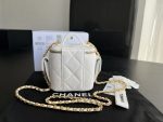 Chanel CC Vanity With Chain Bag White For Women 4.3 in/ 11 cm AP3016