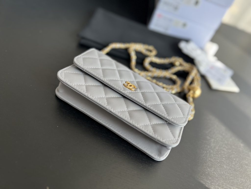 Chanel CC Wallet On Chain Bag White For Women 6.7 in / 17 cm