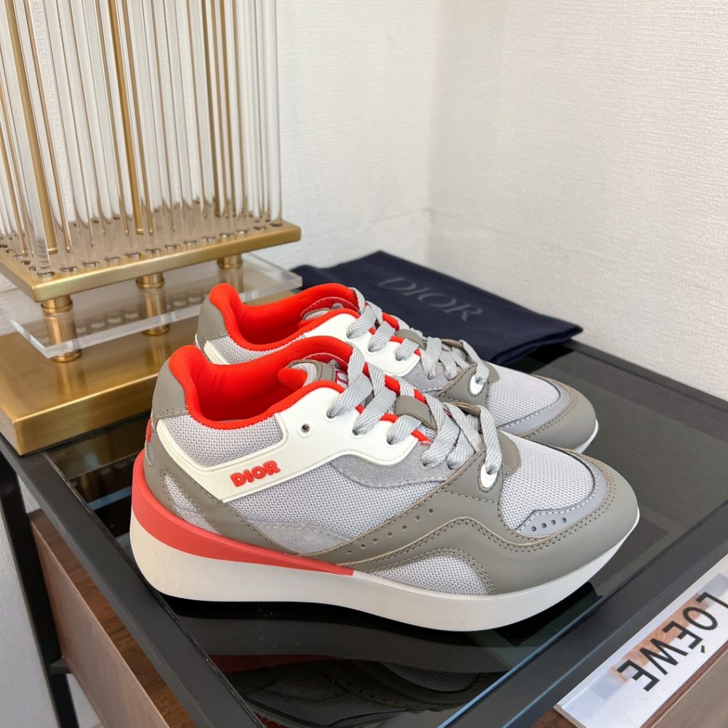 cd-b29-sneaker1-1