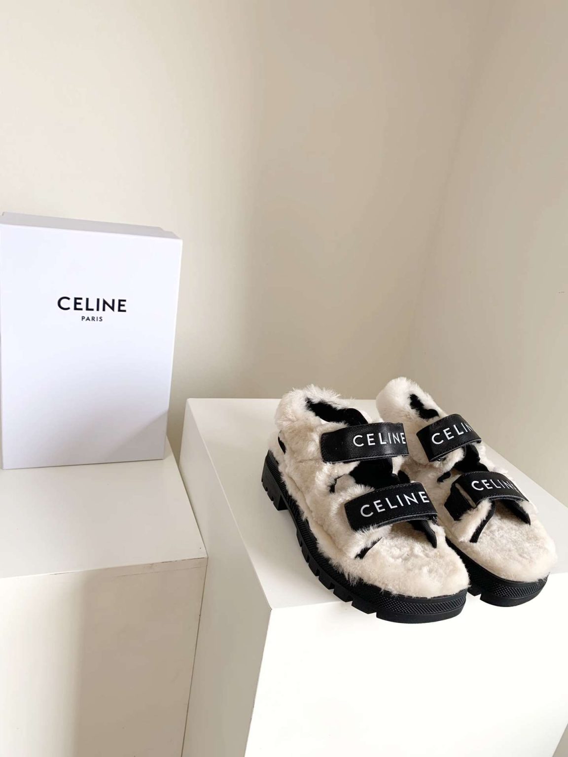 Celine Leo Scratch Sandal With Fur Black For Women