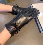 Chanel Gloves In Black