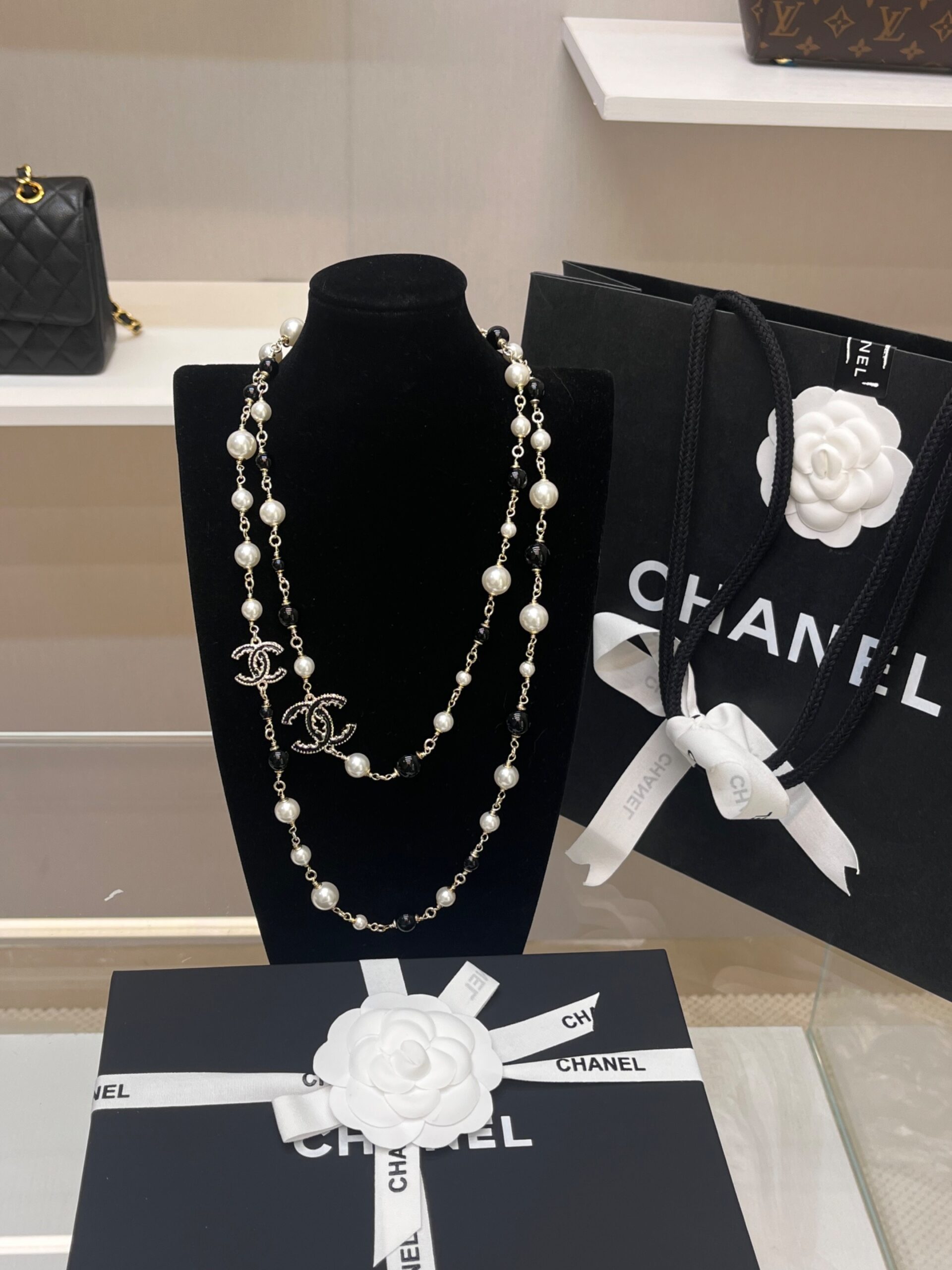 chanel-necklace-scaled-1