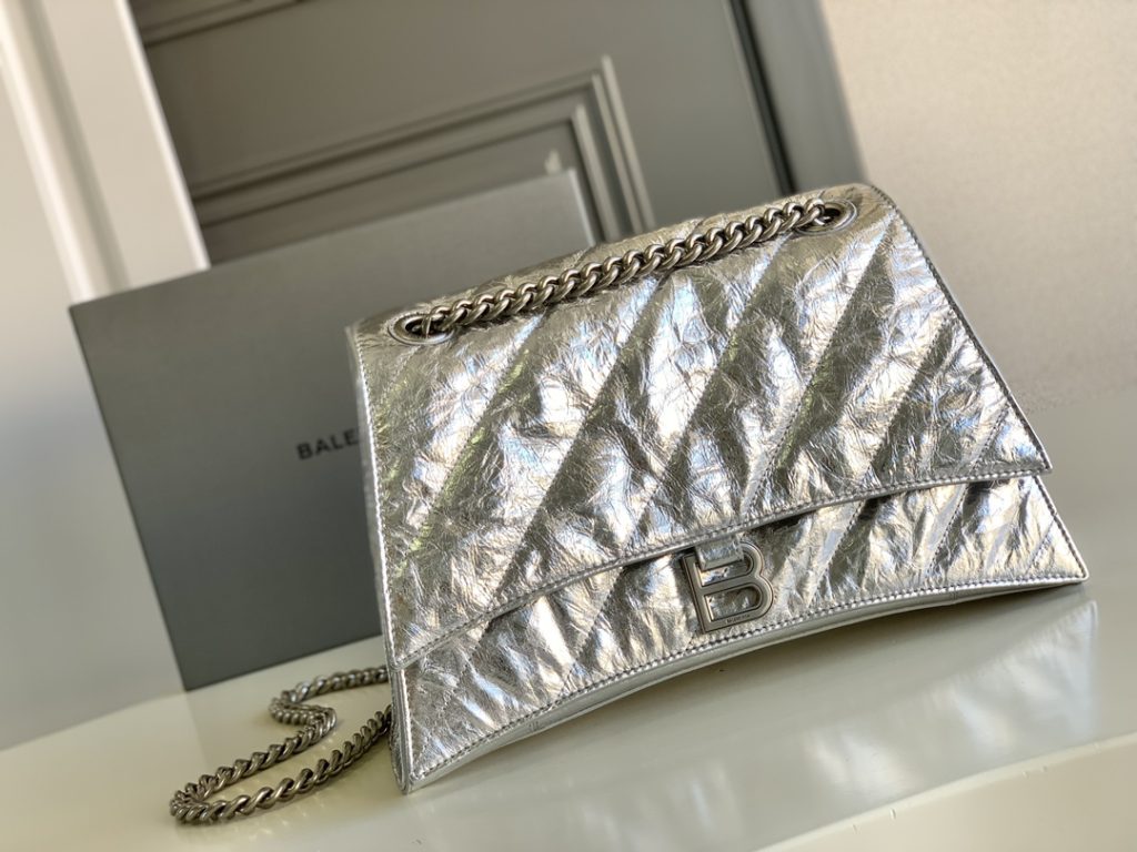 Crush Medium Chain Bag Metallized Quilted In Sliver Tone For Women 12.2in/31cm 716351210IW8110