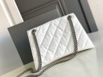 Crush Medium Chain Bag Quilted In Optic White For Women 12.2in/31cm 716393210J09001