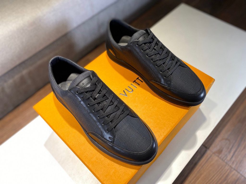 Louis Vuittion Offshore Sneaker Black For Men LV