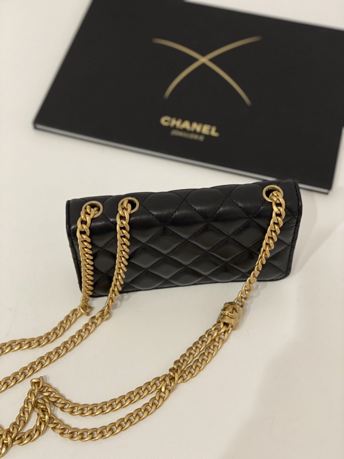 Chanel Wallet With Strap Black For Women, Women’s Bags 6.7in/17cm