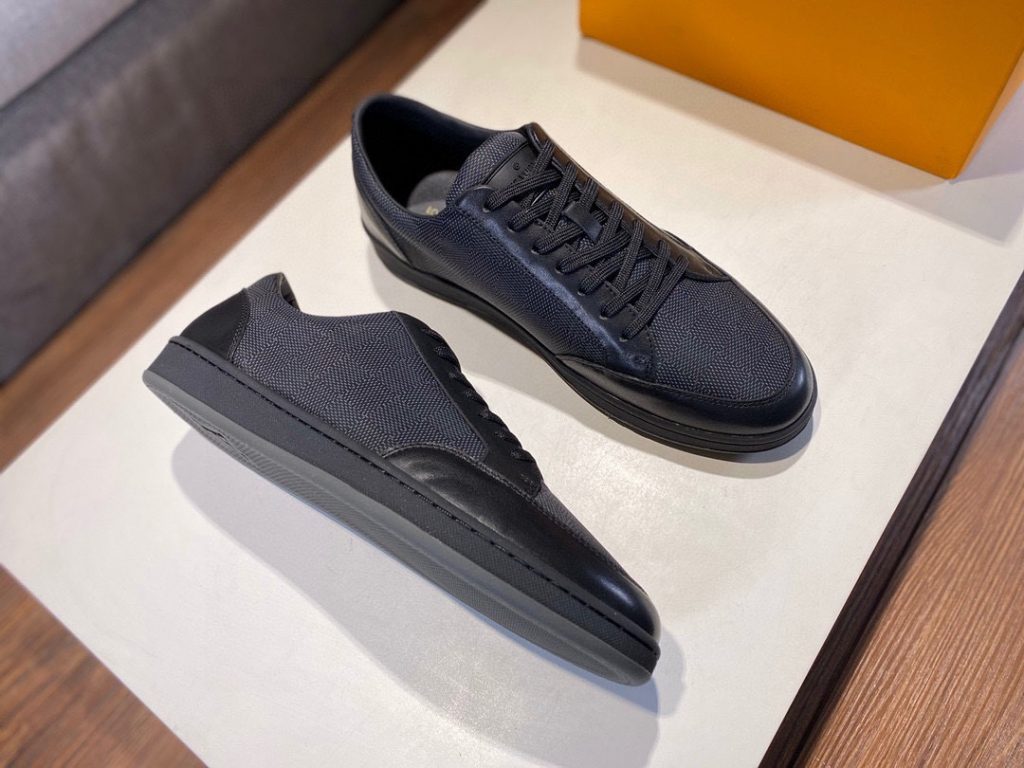 Louis Vuittion Offshore Sneaker Black For Men LV