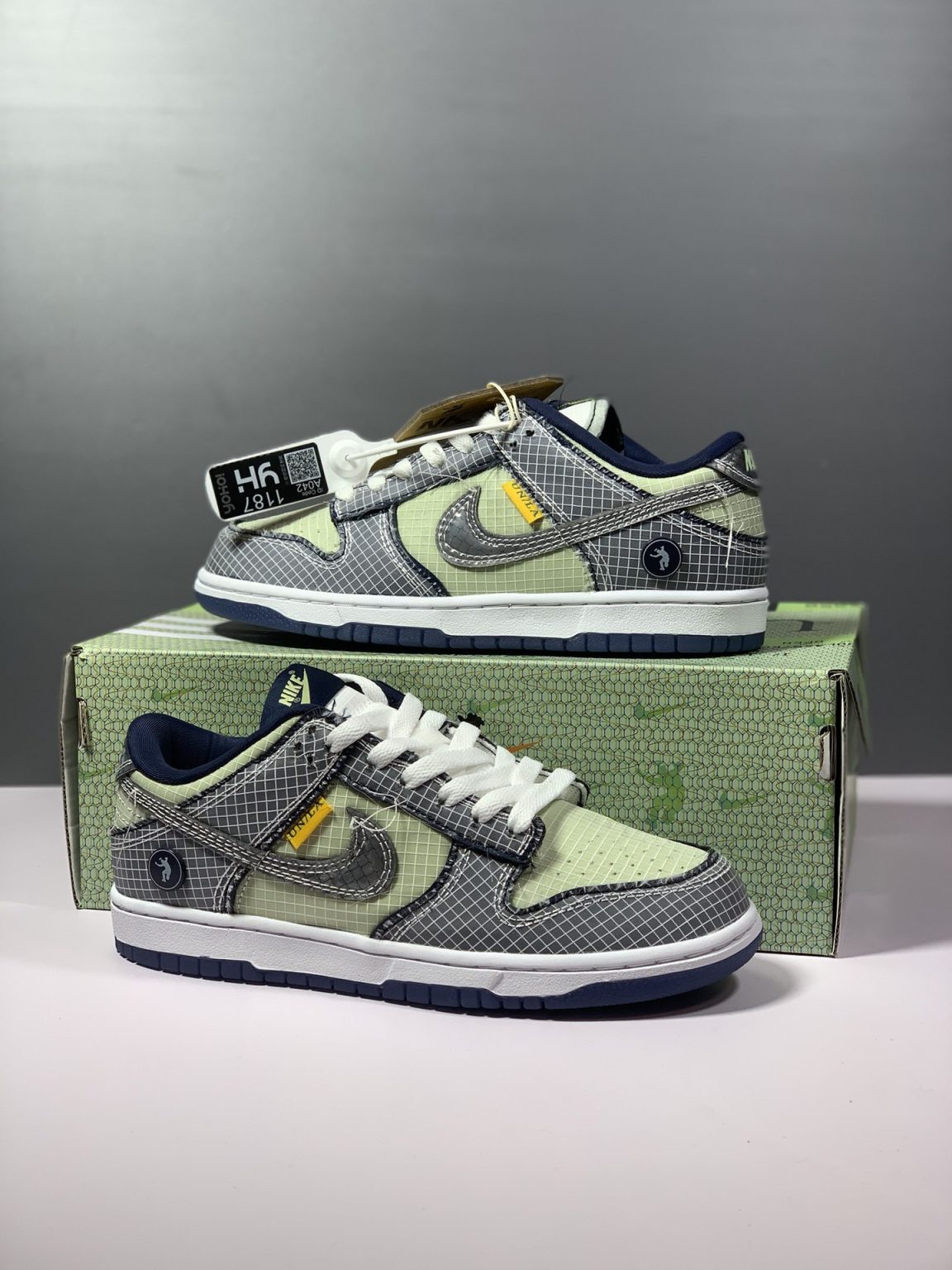 Union x Nike Dunk Pistachio Green Sneaker For Men, Men’s Shoes