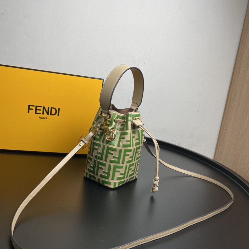 Fendi Mon Tresor Green Mini Bag For Woman 18cm/7in