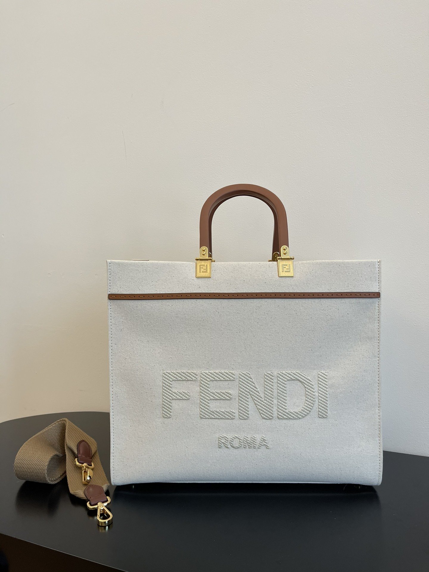 Fendi Sunshine Medium Tote Bag Light Grey Canvas For Women, Women’s Bags, Shoulder Bags 13.8in/35cm FF 8BH386