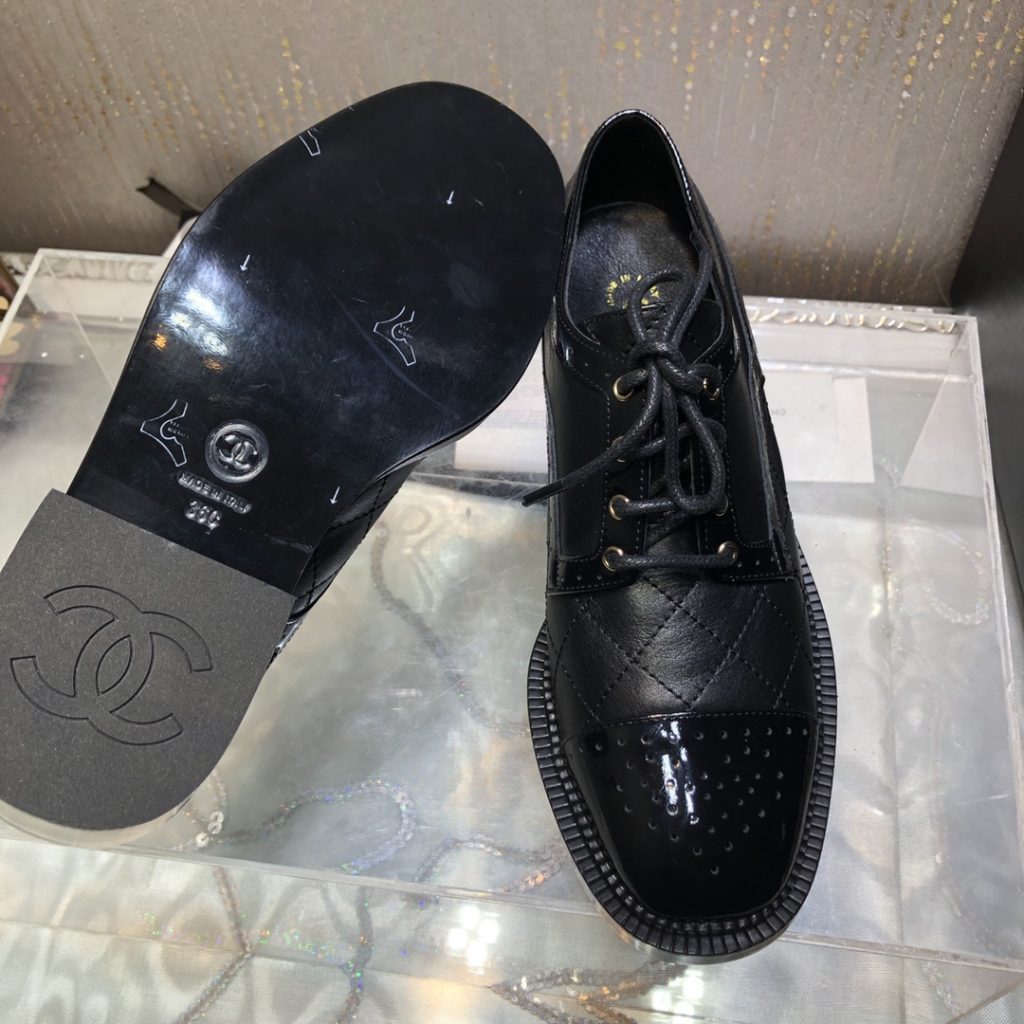 Chanel Women’s Laced Shoes Black For Women