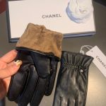 Chanel Gloves In Black