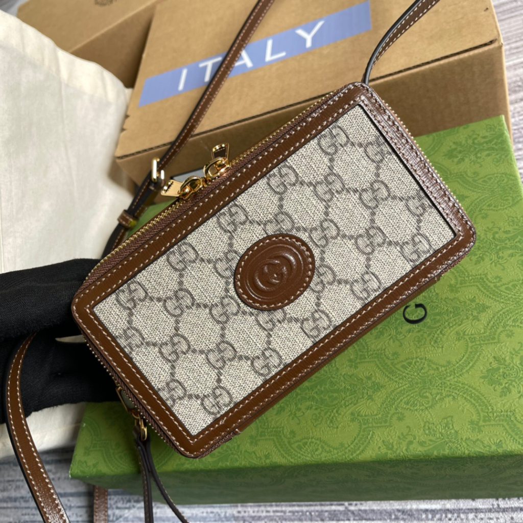 Gucci Mini Bag With Interlocking G Beige And Ebony GG Supreme Canvas And Brown For Women 9in/23cm GG