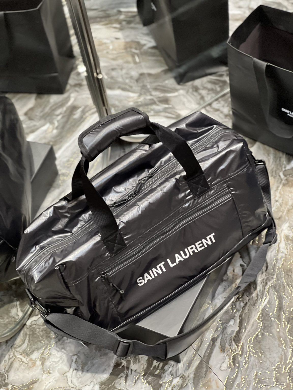 Saint Laurent Nuxx Duffle Black For Women, Women’s Bags 19.6in/50cm YSL 581374HO21Z1054