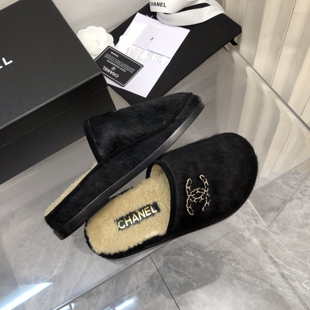 Chanel Women’s Mules With Opens Heels Black For Women