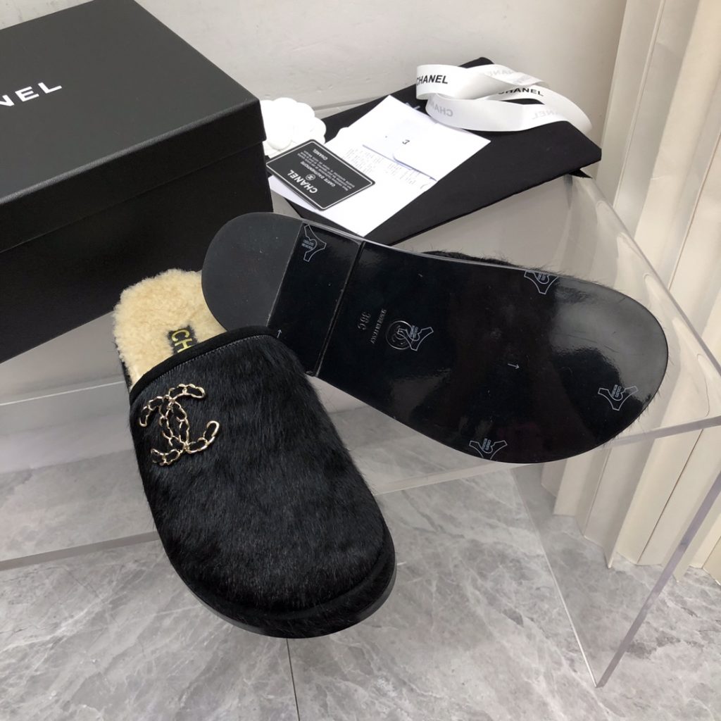 Chanel Women’s Mules With Opens Heels Black For Women