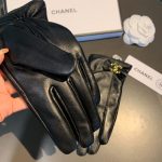 Chanel Gloves In Black