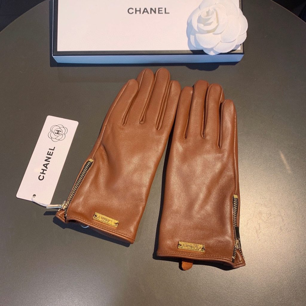 Chanel Gloves In Brown