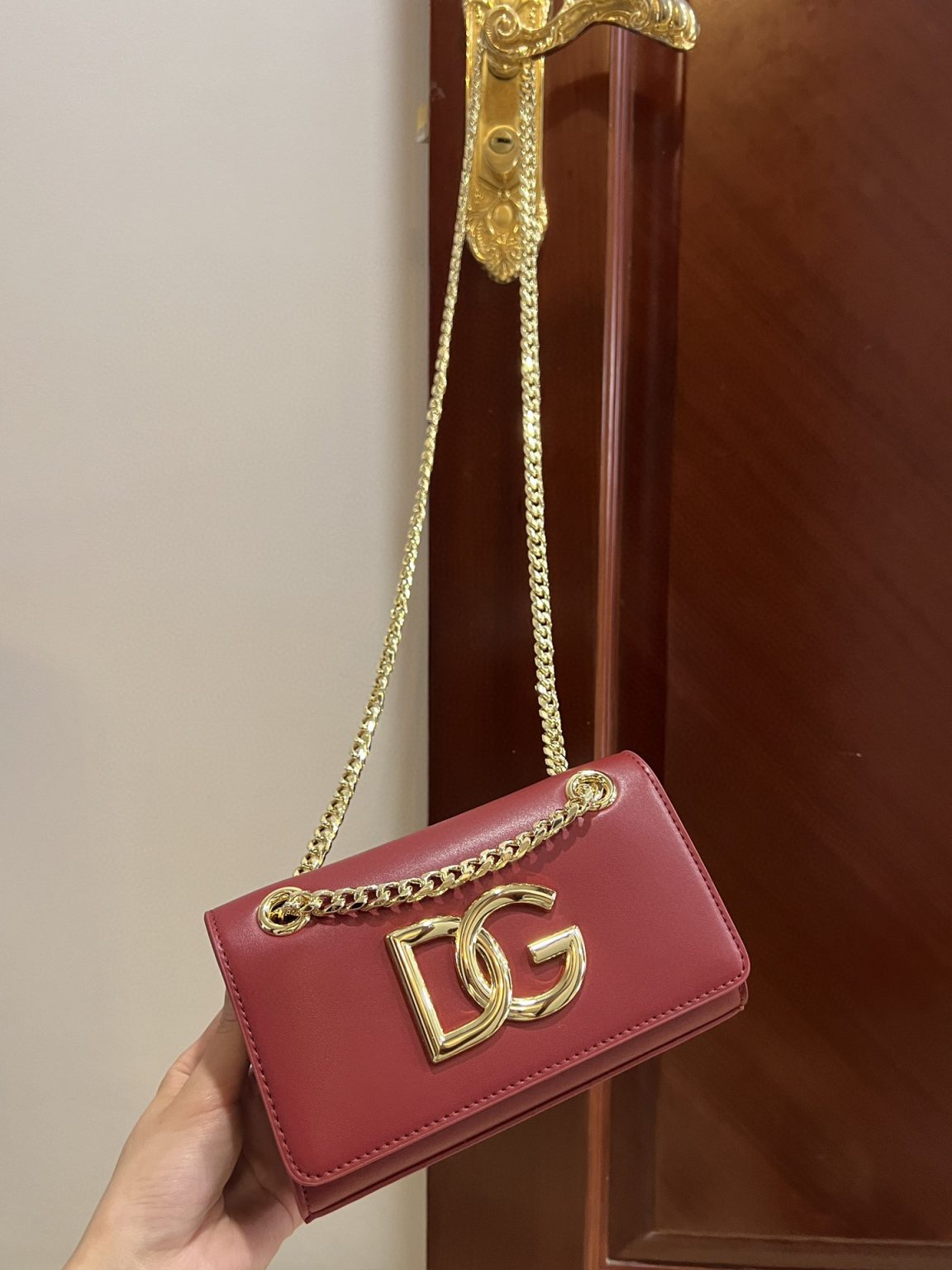 Dolce & Gabbana Polished 3.5 Phone Bag Burgundy For Women 7.3in/19cm DG