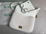 Bottega Veneta Mount White, For Women, Women’s Bags 10.6in/27cm