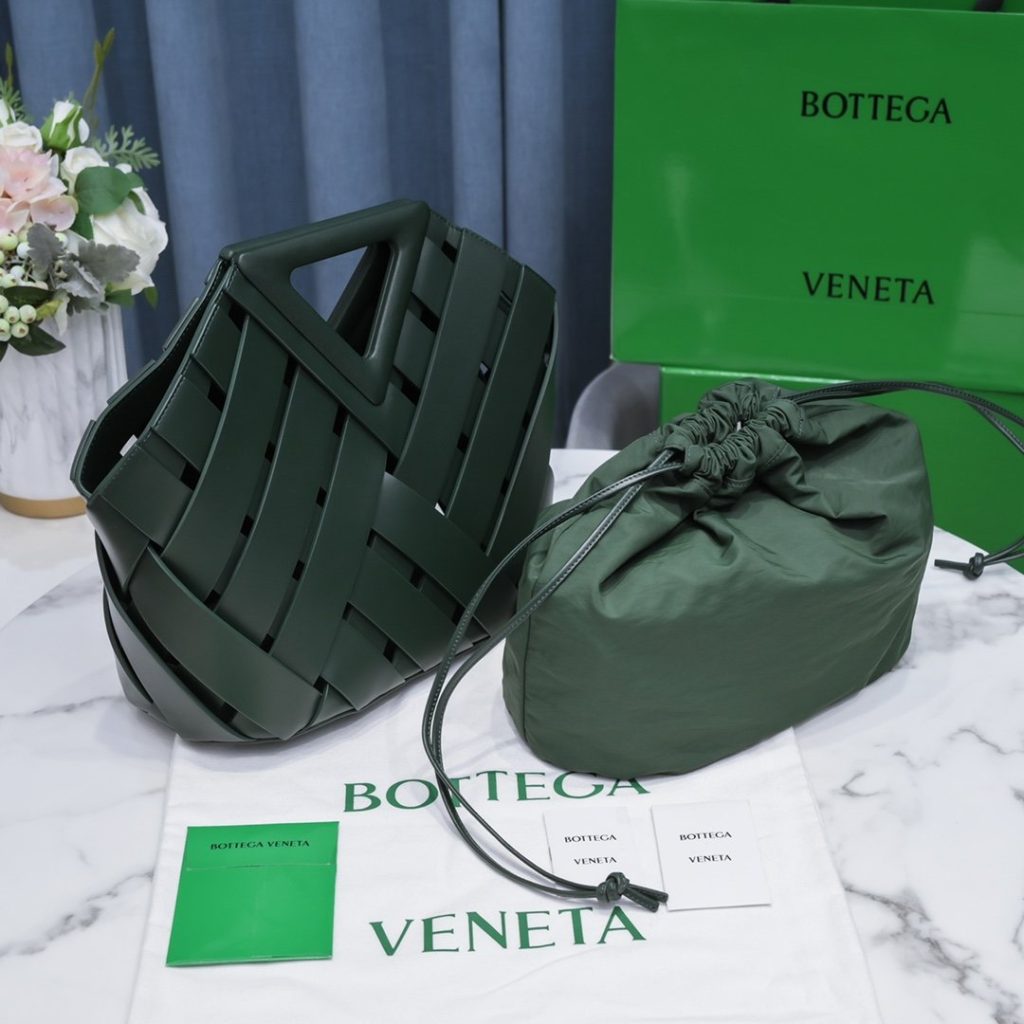 Bottega Veneta Point Dark Green, For Women, Women’s Bags 9.8in/25cm