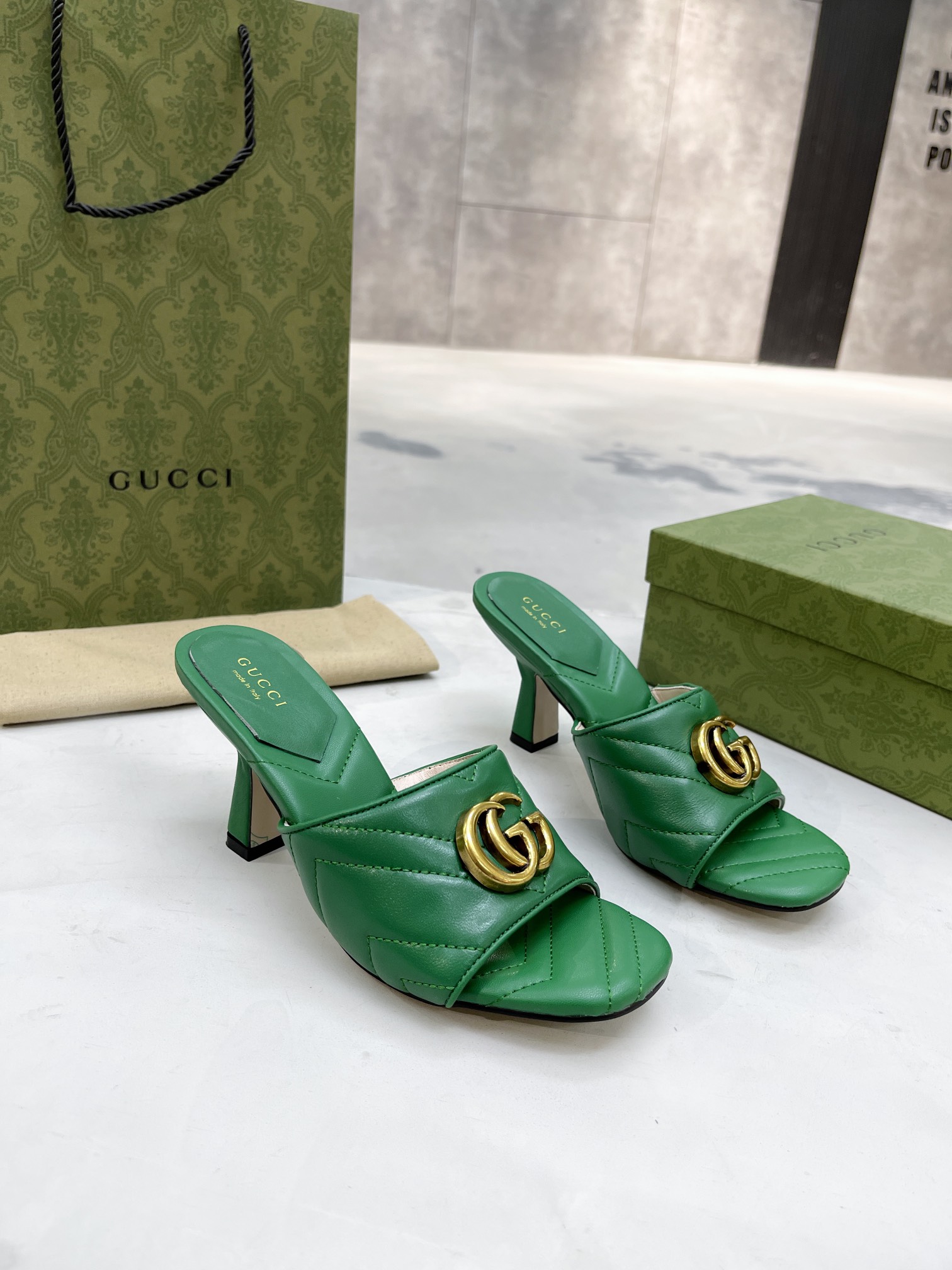 Gucci Double G Slide Sandal Chevron Matelasse Green For Women GG ‎674839 BKO00 3120