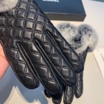 Chanel Gloves In Black