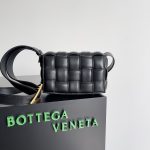 Bottega Veneta Small Padded Cassette Black, For Women, Women’s Bags 7.5in/19cm 717506VCQR18425