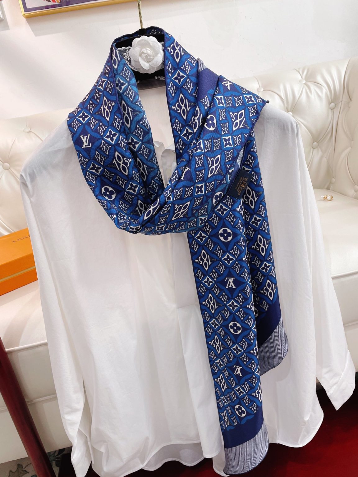 Louis Vuitton Monogram Pattern Blue Scarf 175cm/69in