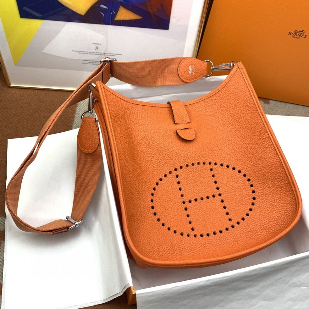 Hermes Evelyne III 29 Bag Orange With Silver-Toned Hardware For Women, Women’s Shoulder And Crossbody Bags 11.4in/29cm H056277CC9J