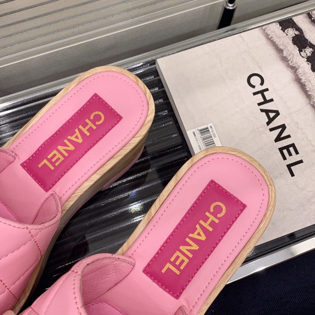 Chanel Women’s Mules Pink For Women