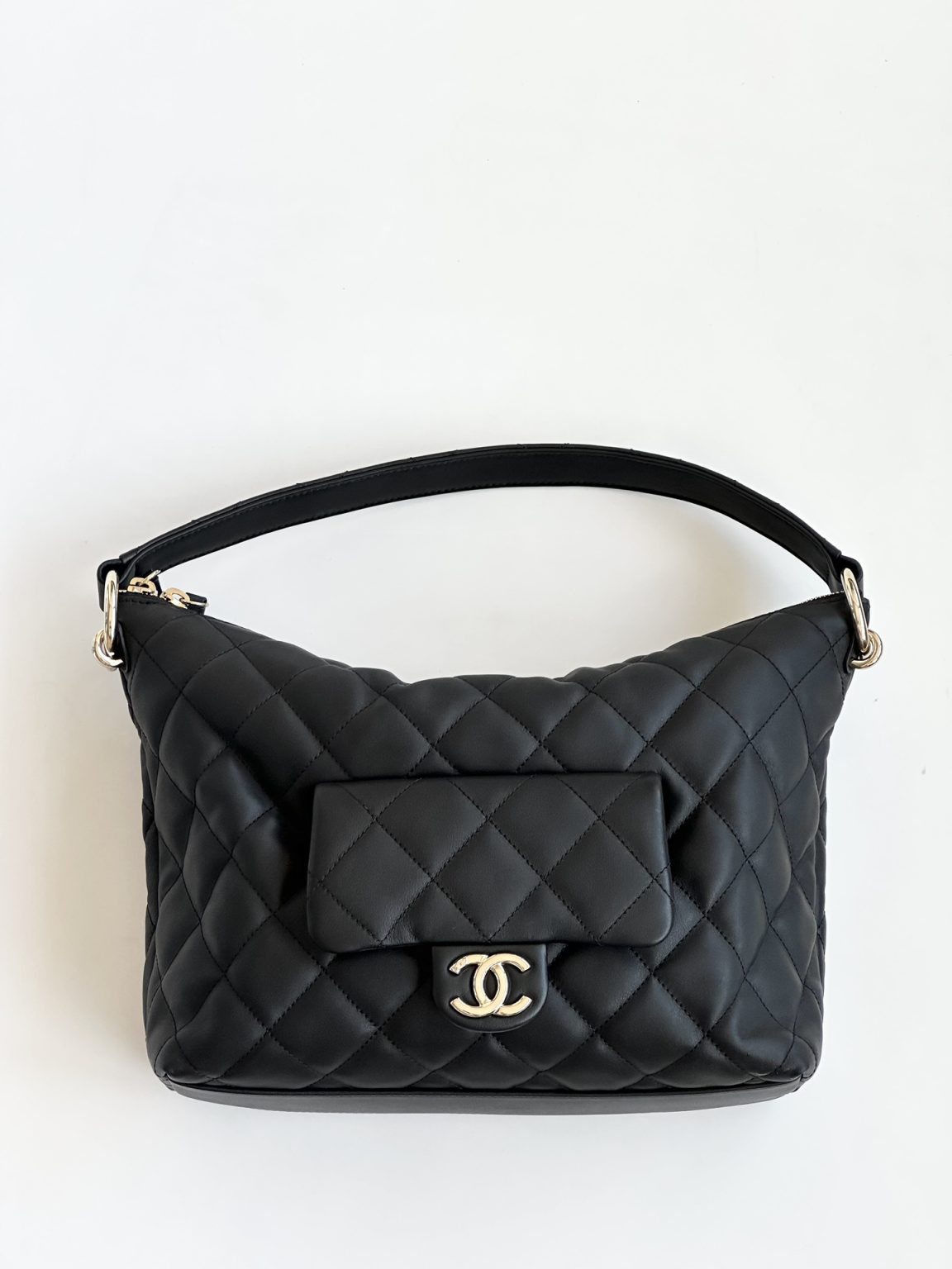 Chanel 23B Calfskin Black Hobo Bag For Women 11in/28cm