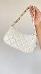 Chanel 23K Calfskin White Hobo Bag For Women 9,1in/25cm