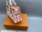 Louis Vuitton OnTheGo East West Bag Beige For Women 9.8in/25cm M25318