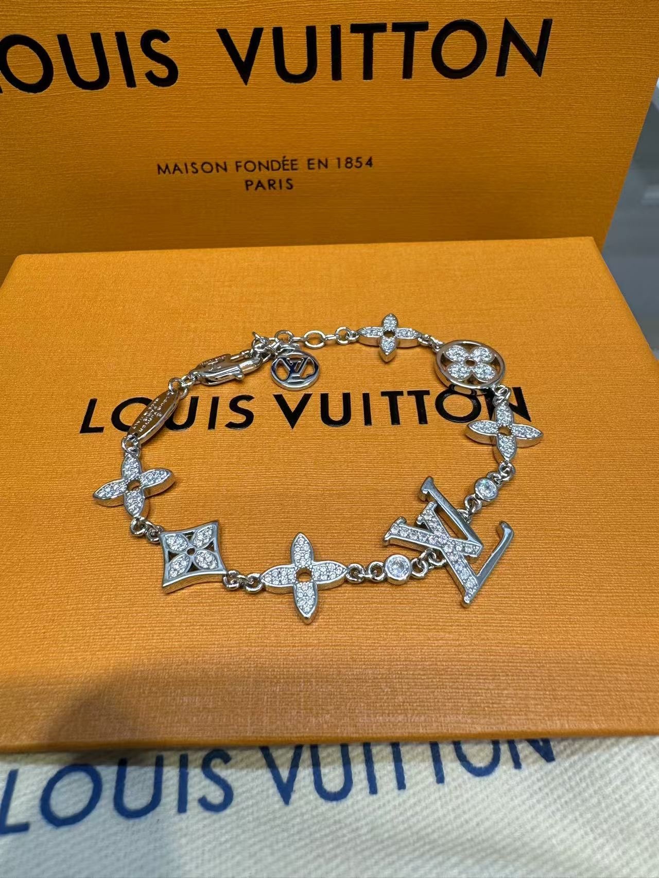 Louis Vuitton Bracelet