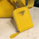 Saffiano Lux Galleria In Yellow For Women 9in/ 23cm