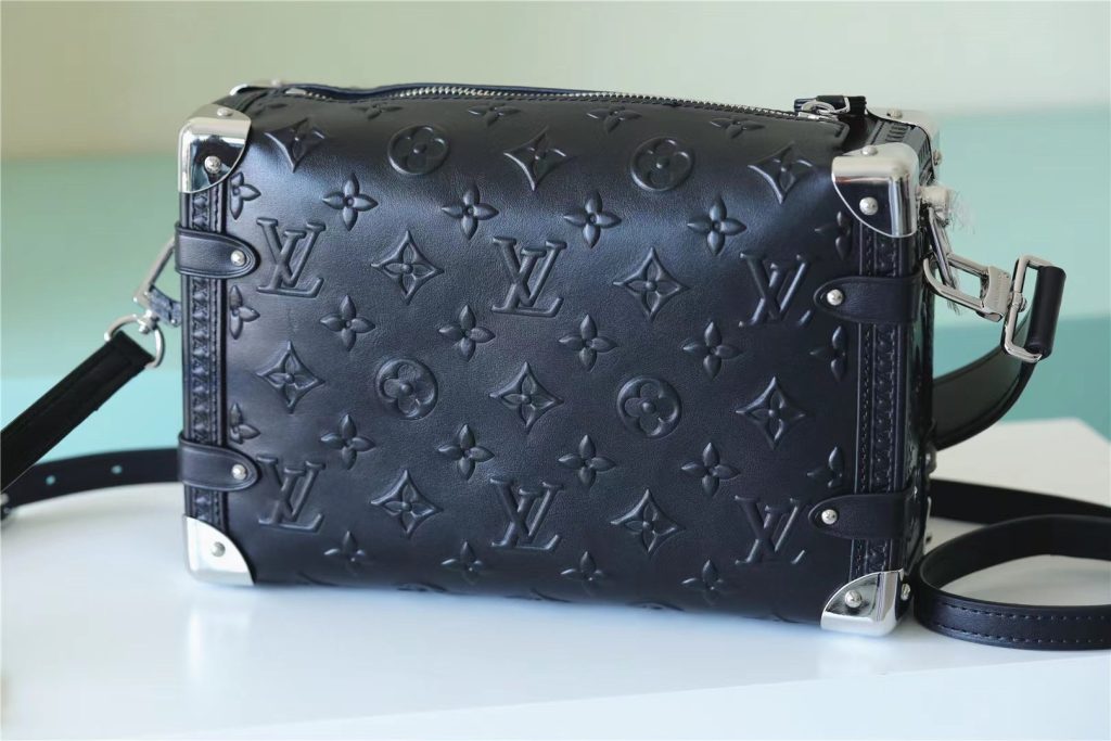 Side Trunk Monogram Black/Brown For Women 8.3in/21cm M21709